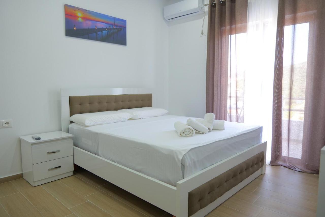 Iljo Apartments Ksamil Esterno foto