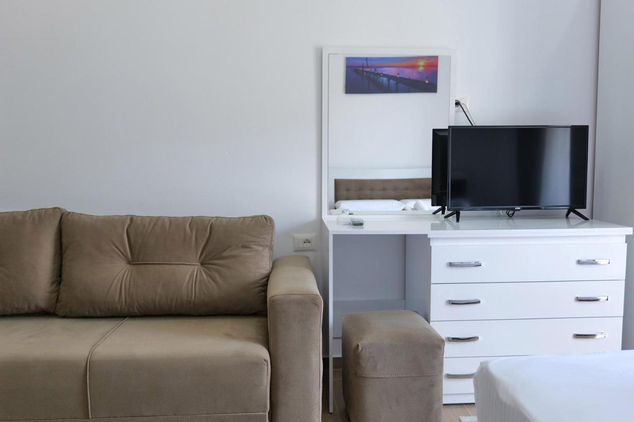 Iljo Apartments Ksamil Esterno foto