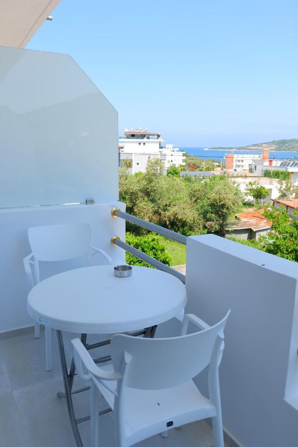 Iljo Apartments Ksamil Esterno foto