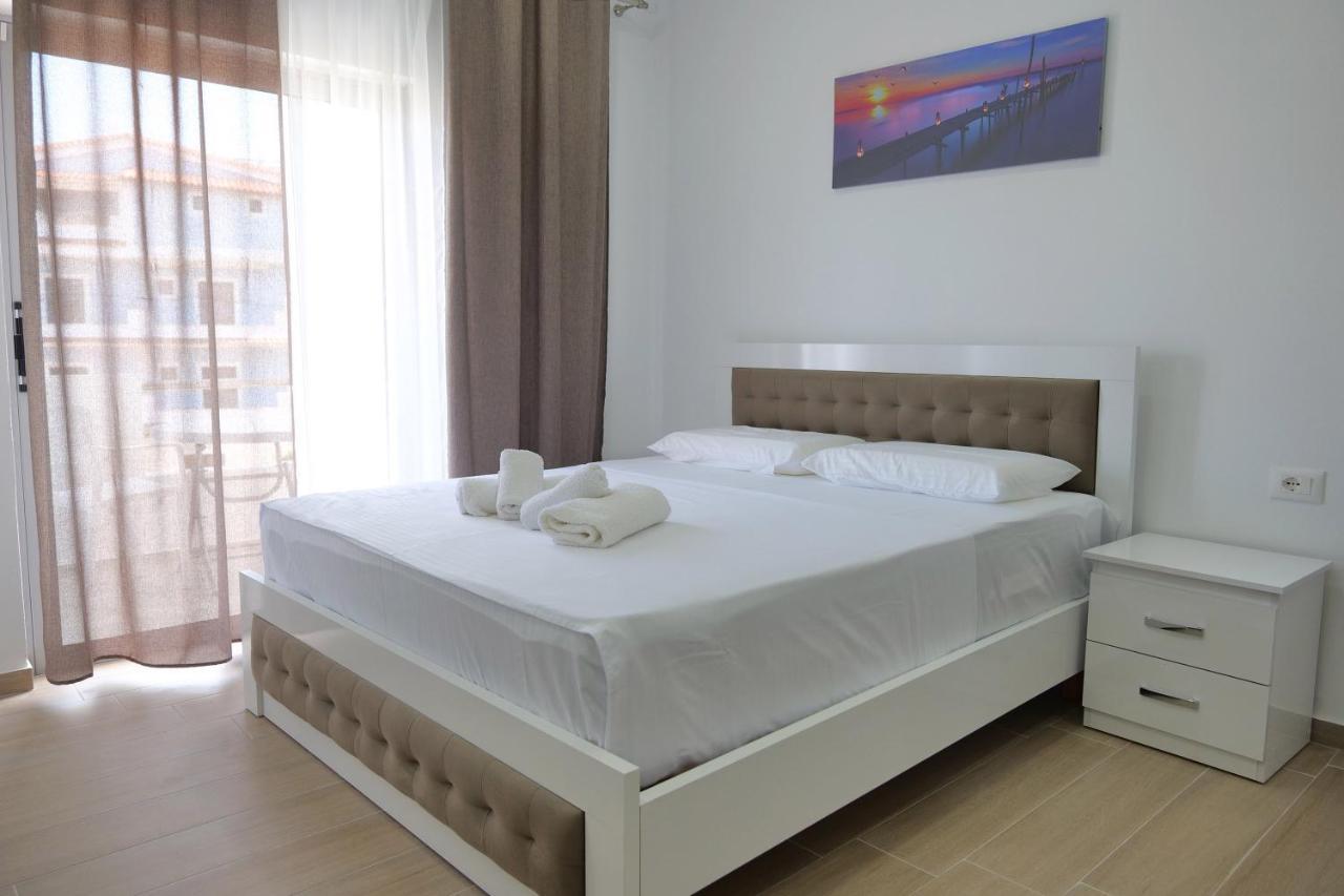 Iljo Apartments Ksamil Esterno foto