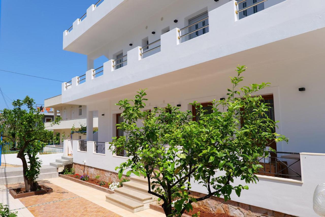 Iljo Apartments Ksamil Esterno foto
