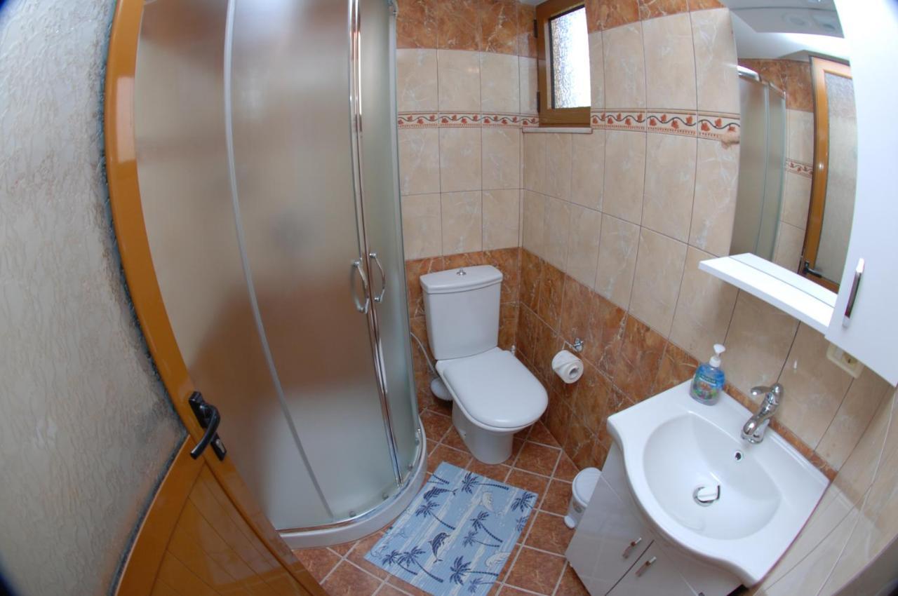 Iljo Apartments Ksamil Esterno foto